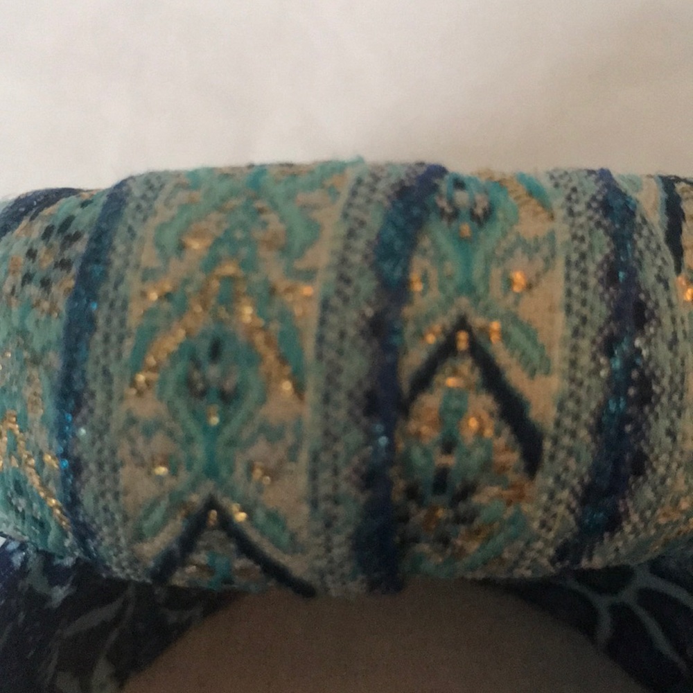 Bracelets - Picture 5 of 5